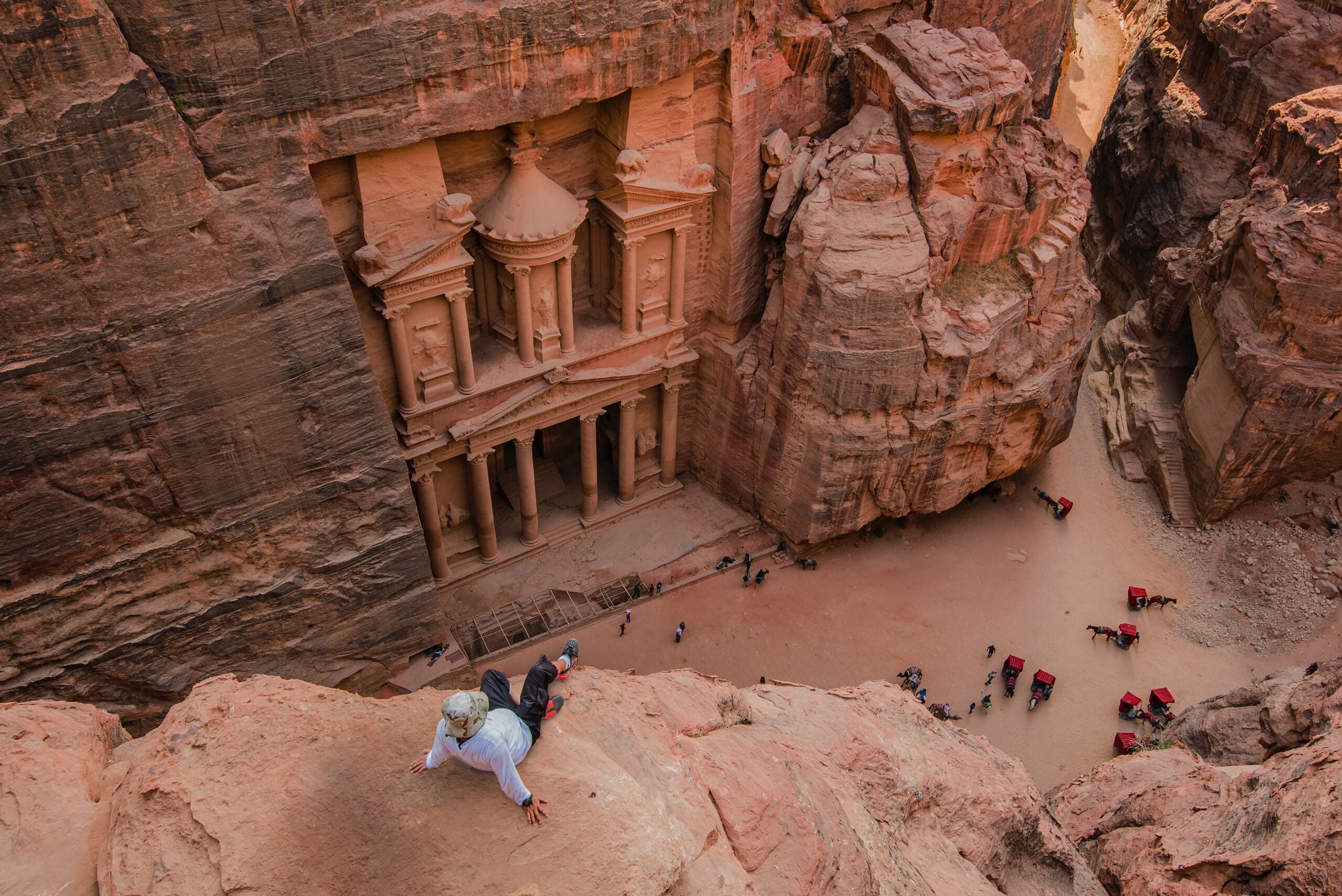 petra-jordanie-ahmad-qaisieh-myeqvgcy1g4-unsplash-jpg