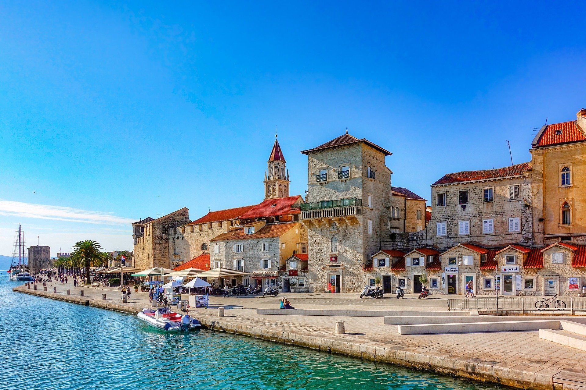 trogir-4166786_1920-compressed-jpg