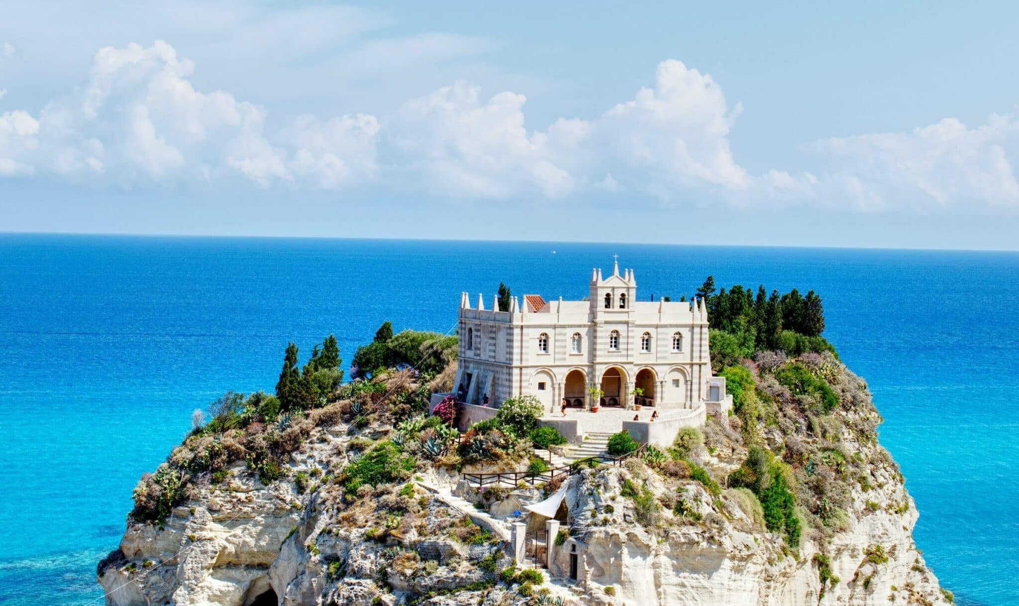 italie-du-sud-sicile-tropea-2400x1428