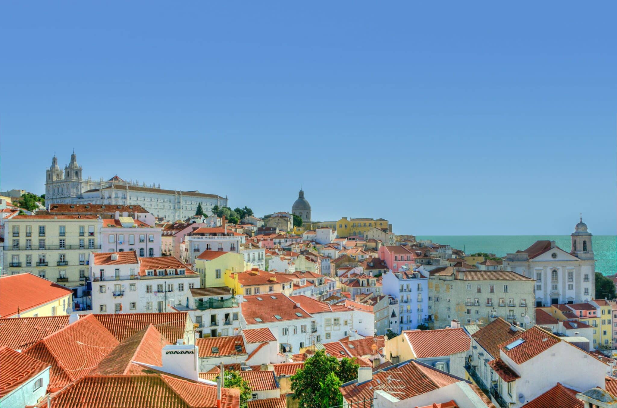 city-houses-lisbon-9253-jpg