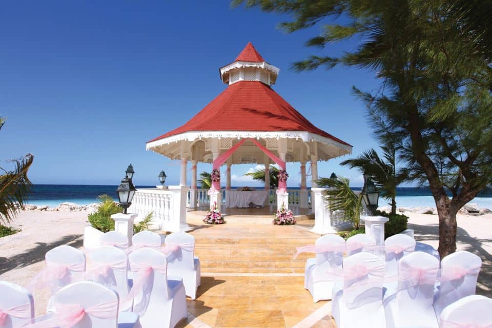 bahia-principe-luxury-runaway-bay-6-2