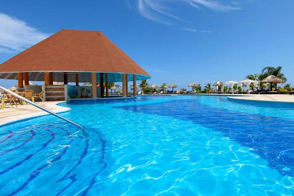 bahia-principe-luxury-runaway-bay-8-2