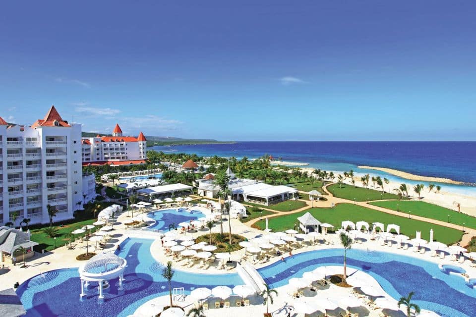 bahia-principe-luxury-runaway-bay-9