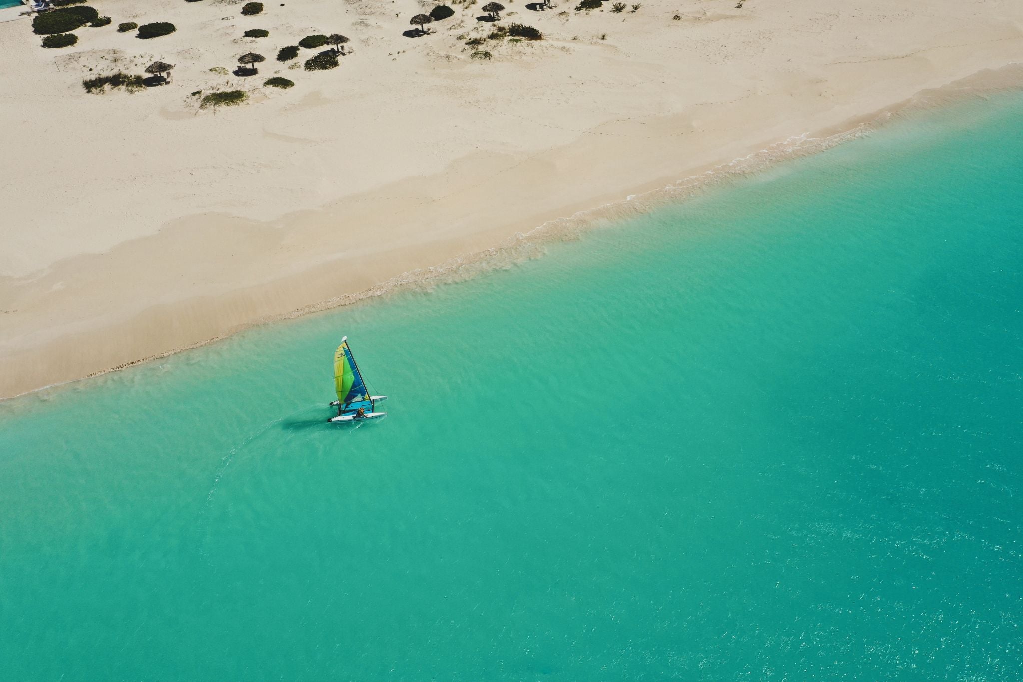 pine-cay-iles-turques-et-caiques-plage