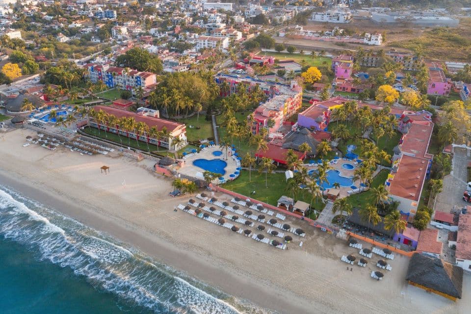 grand-decameron-complex-bucerias