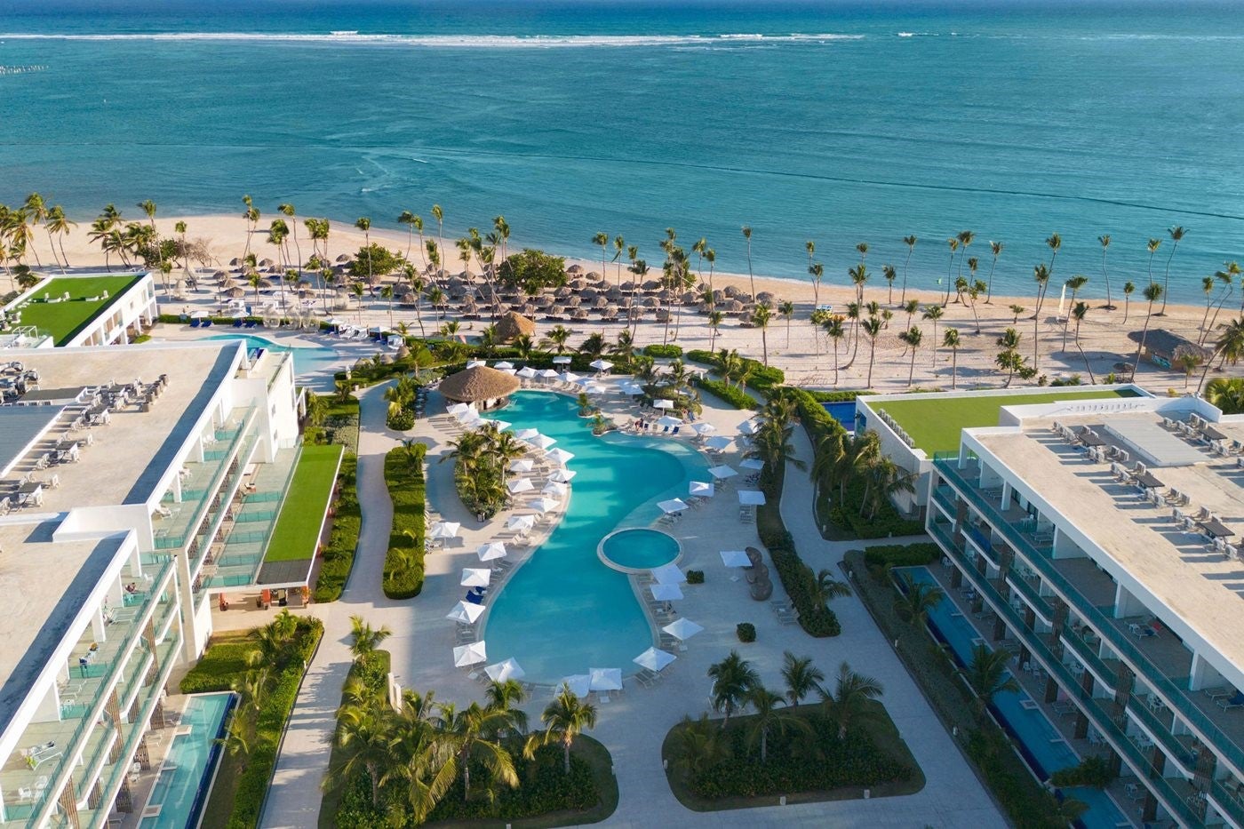 serenade-punta-cana-beach-spa-resort-2