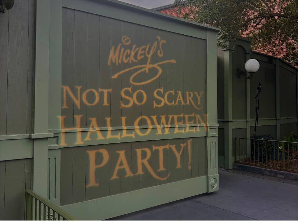 disney-halloween-party