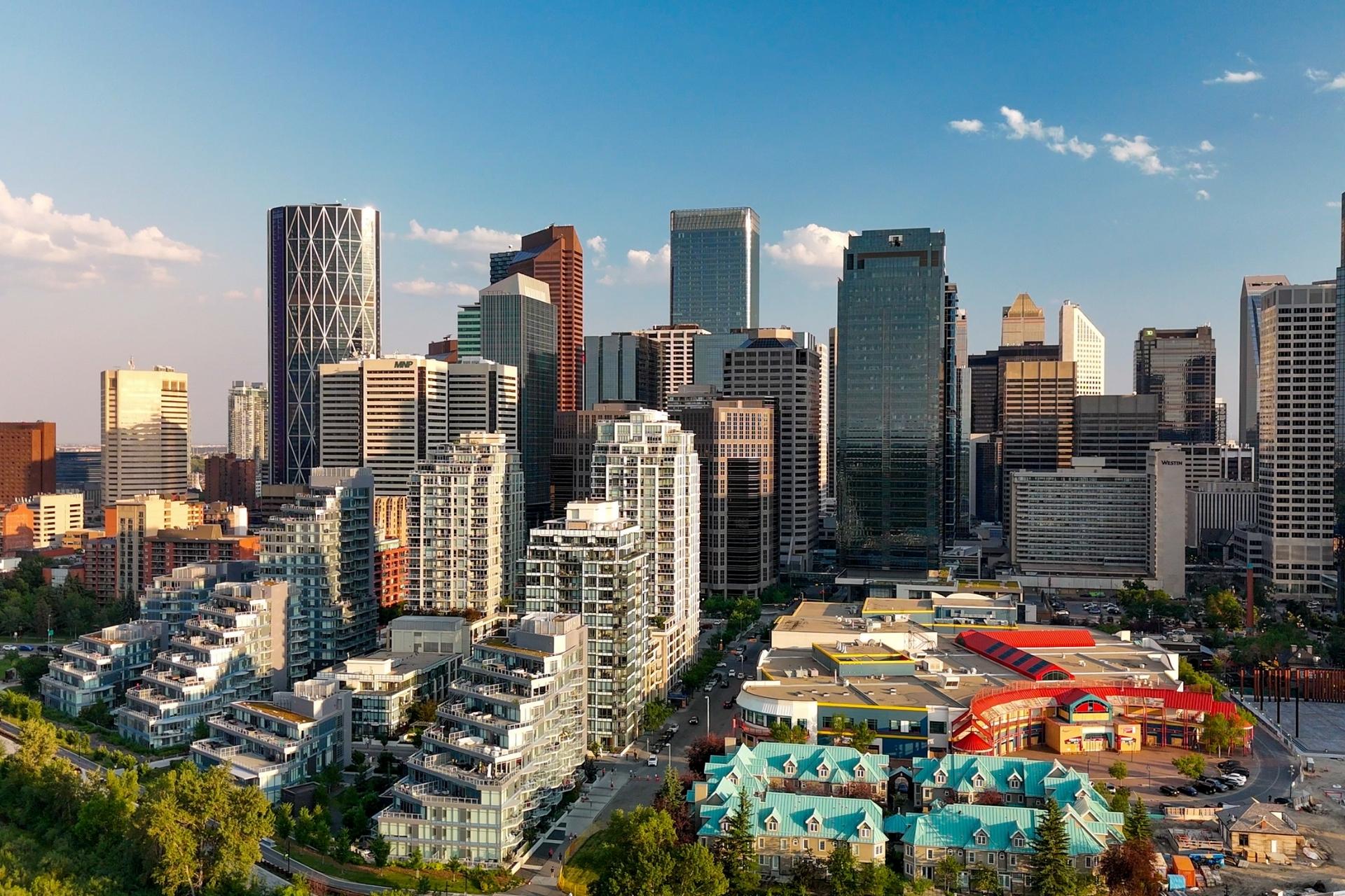 combine-circuit-dans-les-rocheuses-et-croisiere-en-alaska-calgary