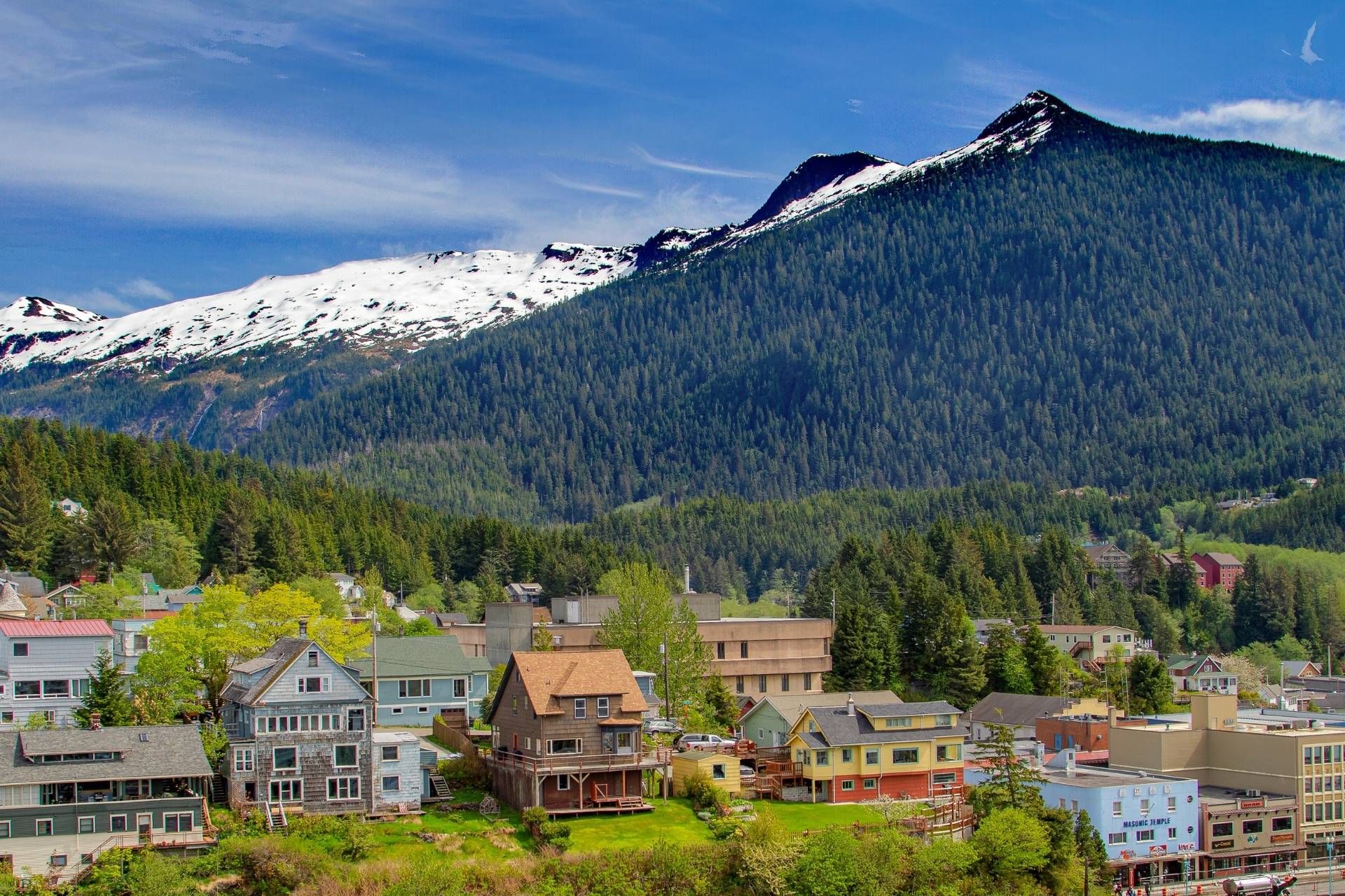 combine-circuit-dans-les-rocheuses-et-croisiere-en-alaska-ketchikan