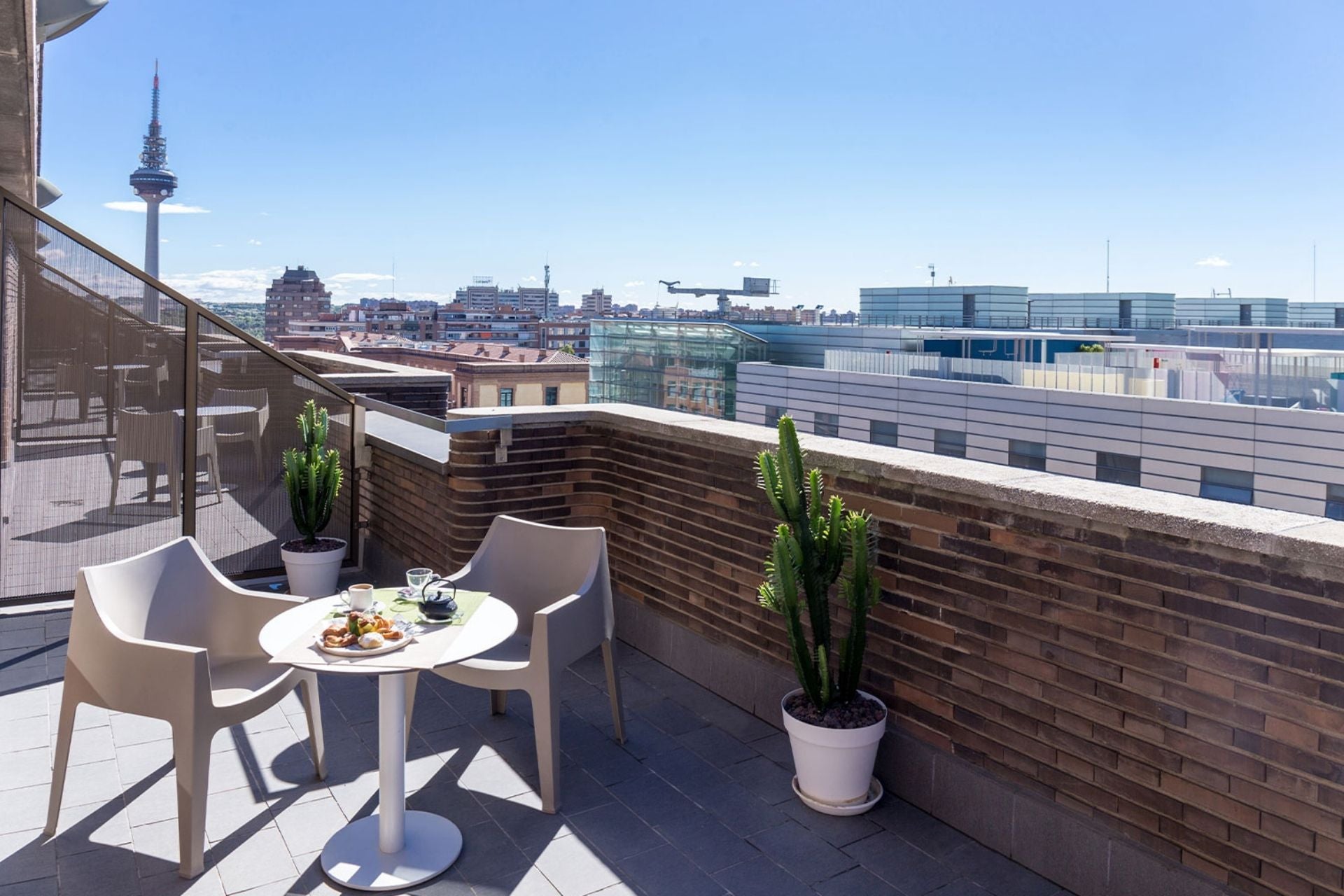 combine-circuit-en-espagne-et-croisiere-peninsule-iberique-hotel-novotel-madrid-center-2