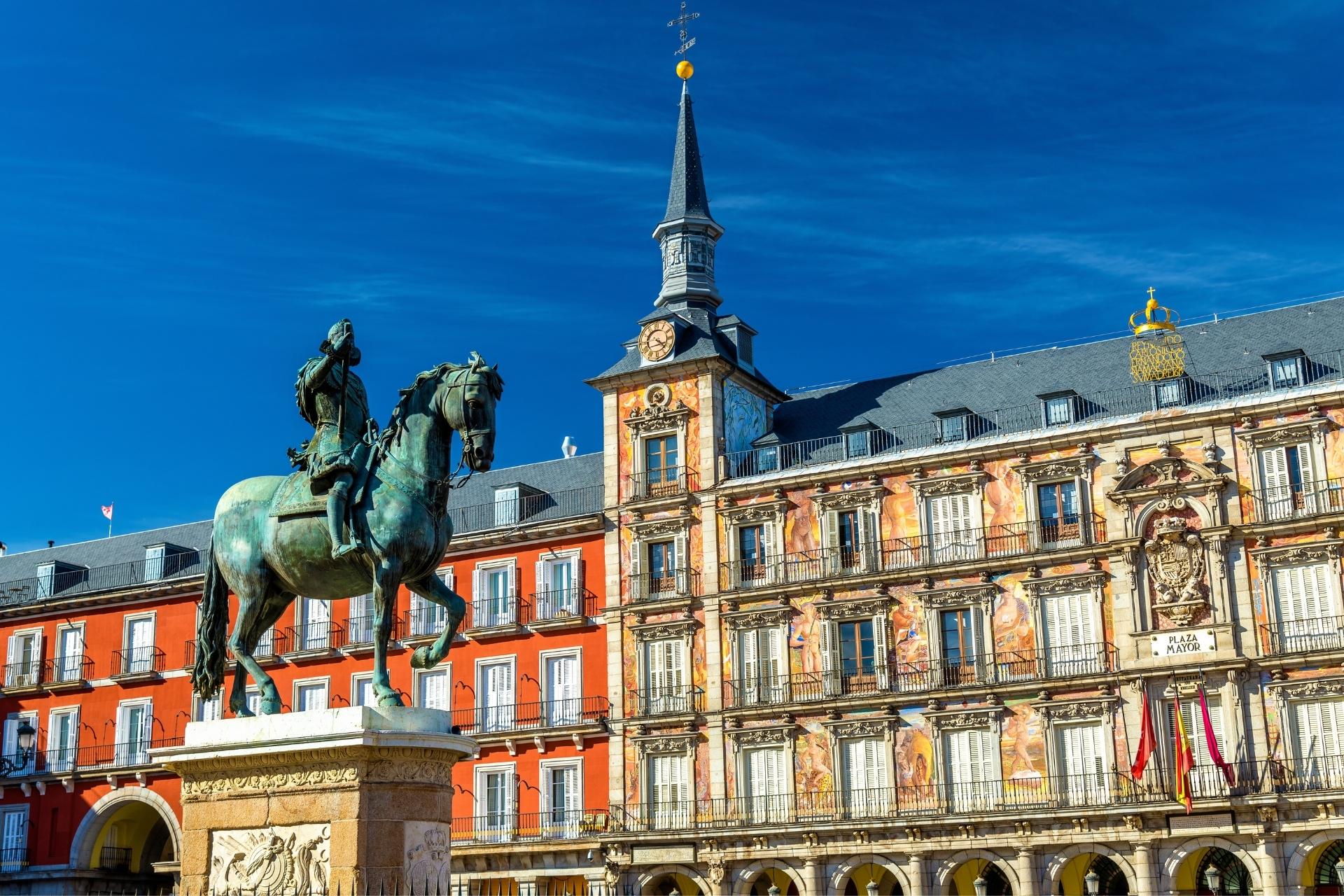 combine-circuit-en-espagne-et-croisiere-peninsule-iberique-madrid-habsbourg