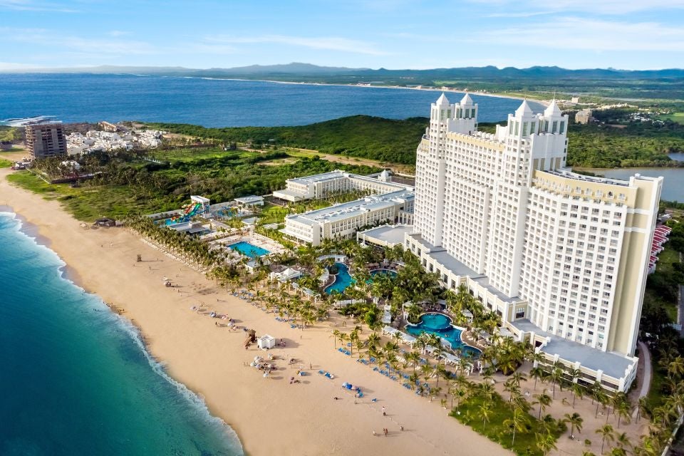 riu-emerald-bay