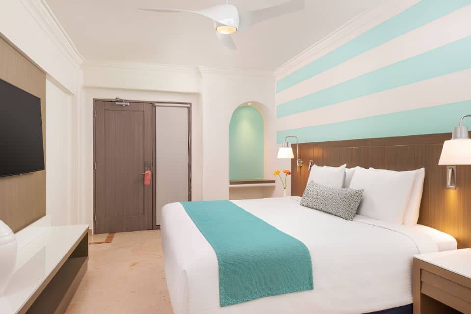 wyndham-alltra-playa-del-carmen-adults-only-6